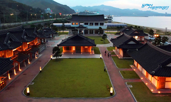 망상오토캠핑리조트 전통한옥