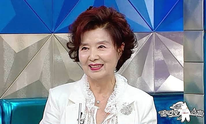 윤미라