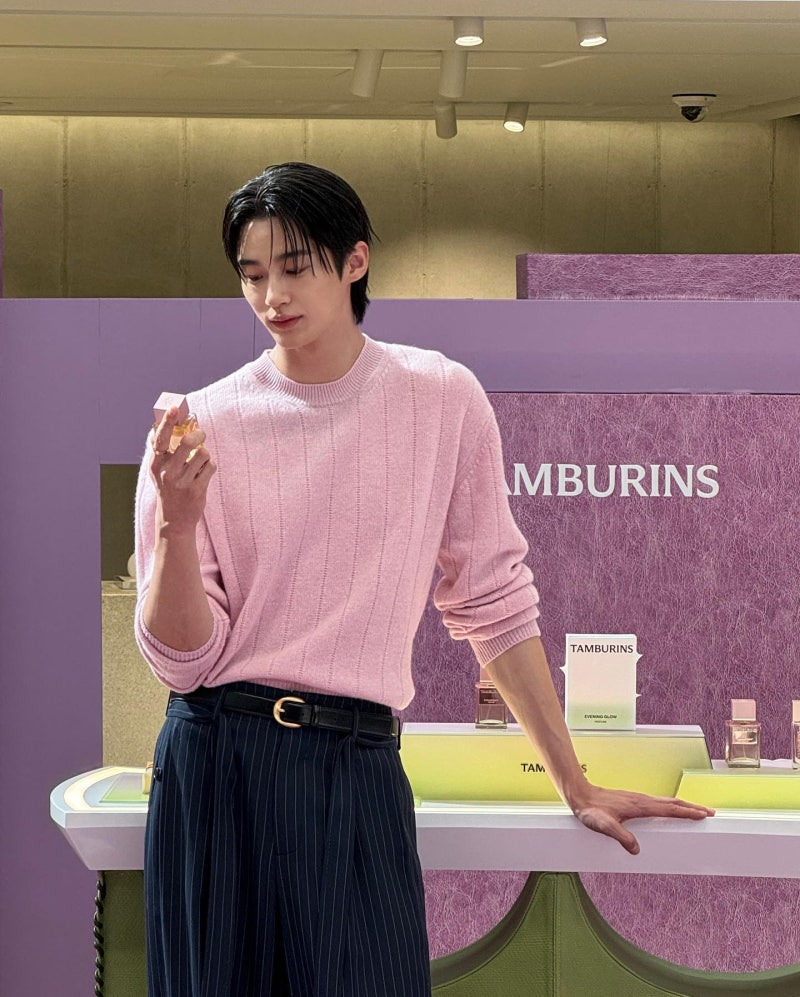 파스텔톤 남자 니트 코디