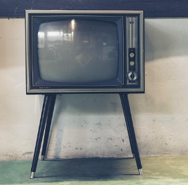 아날로그 TV 수리기사 집집마다 찾아가던 기술자