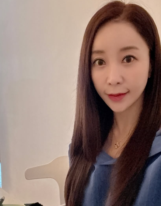 원자현 프로필