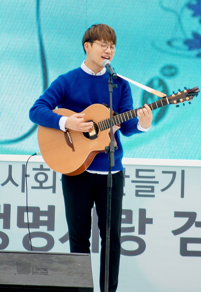 티스토리-홍대광-가수사진