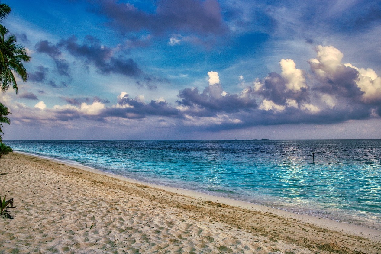 몰디브-남아리아톨의-해변