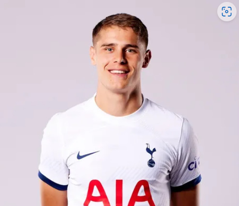 알트태그-판 더 펜 선수