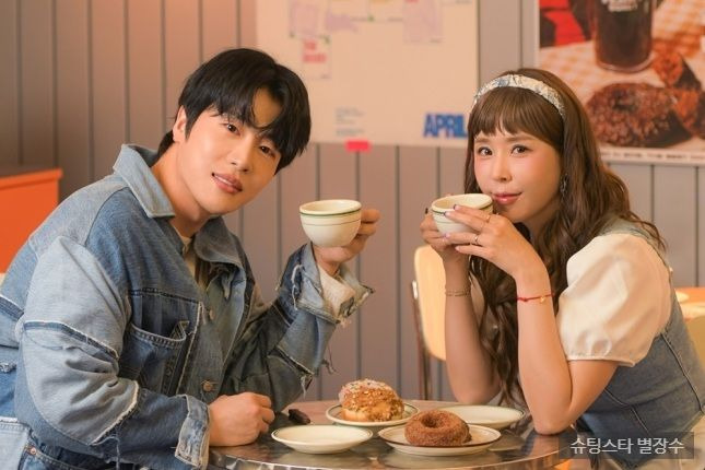 신지&hearts;문원 나이&middot;프로필&middot;신혼집&middot;돌싱 논란 총정리: 결혼 발표 후 생활고 고백?