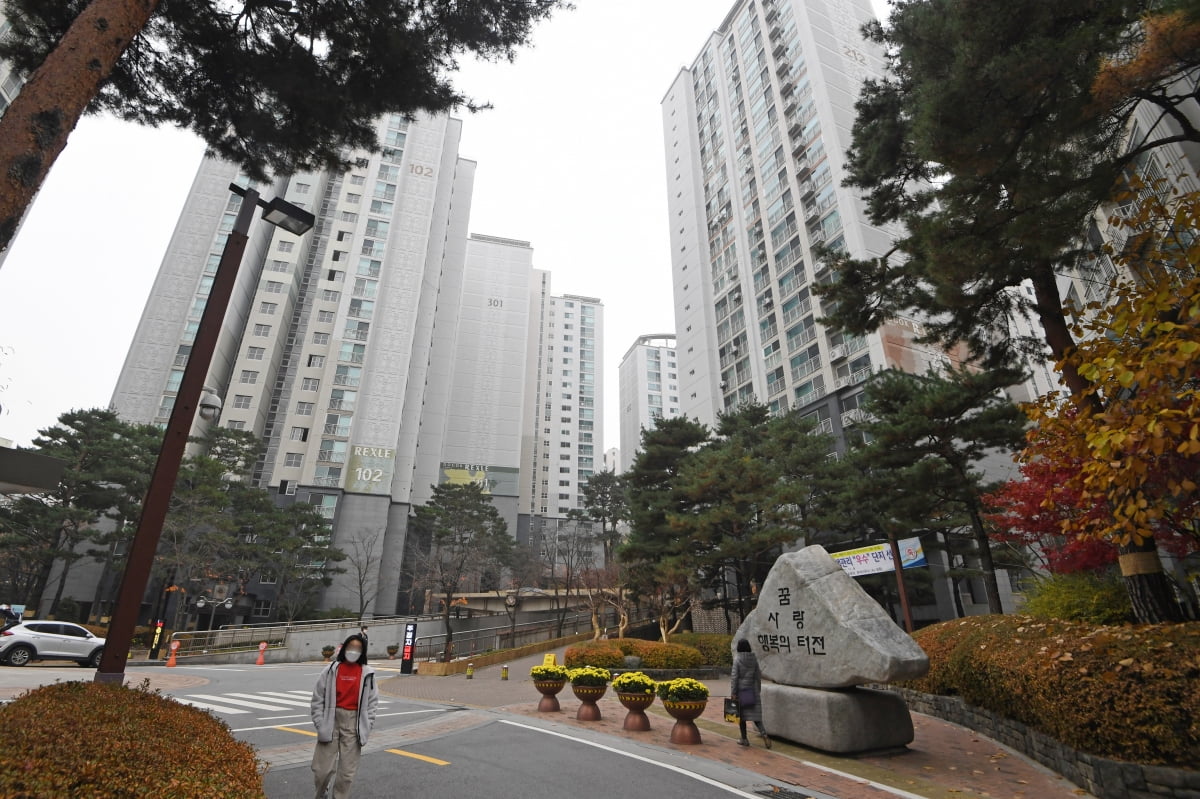 서울 강남구 도곡동 도곡렉슬아파트.