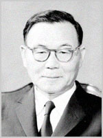 윤보선