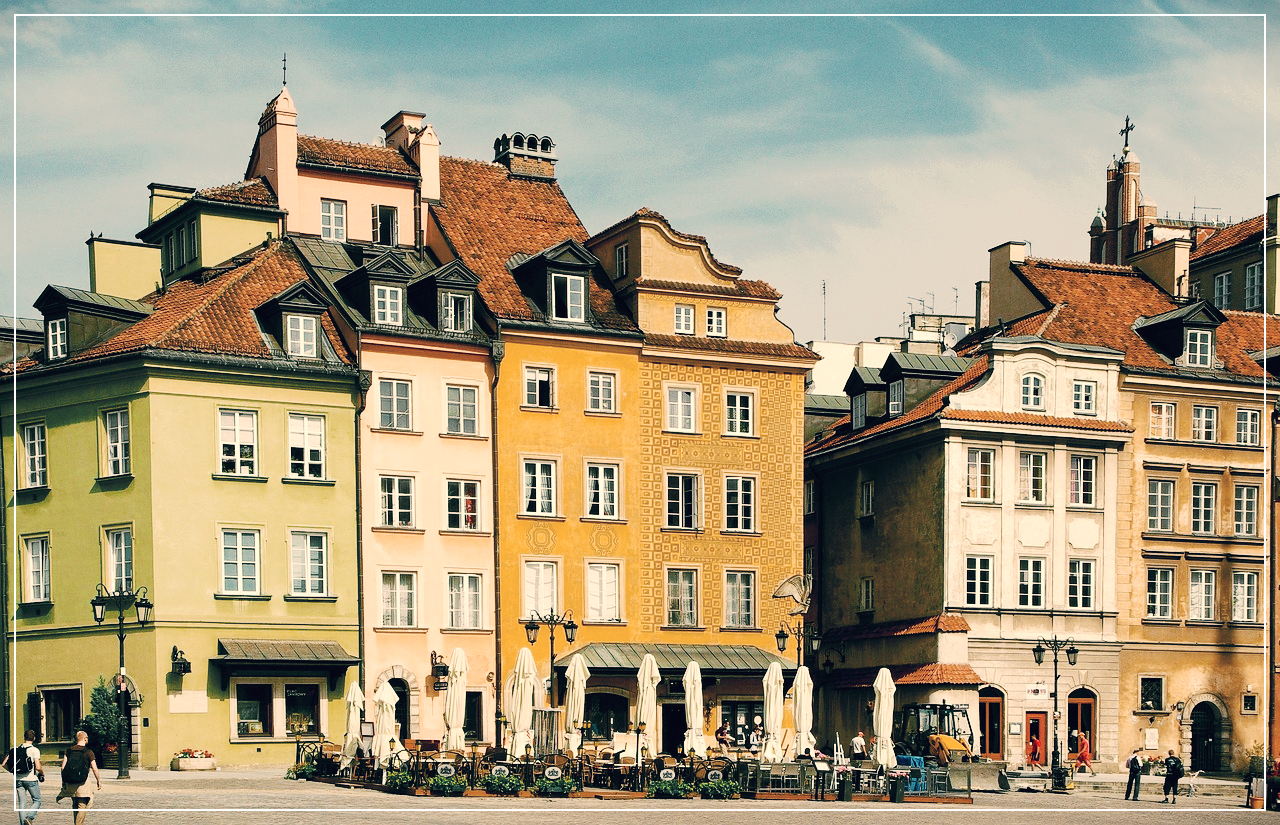 바르샤바의 아기자기한 건물들