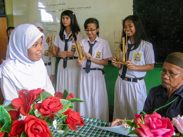 선생님 꿈, 선생님 되는 꿈, 선생님 꿈해몽, 선생님 나오는 꿈해몽