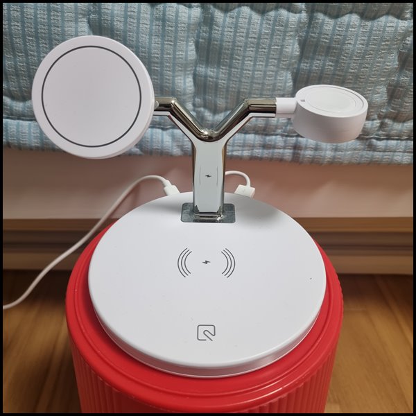 아이폰-애플워치-에어팟프로-무선충전기-3in1-도크충전기