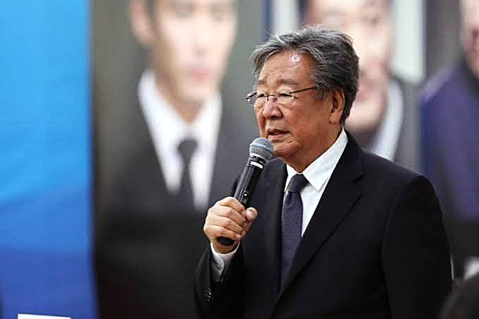 최불암