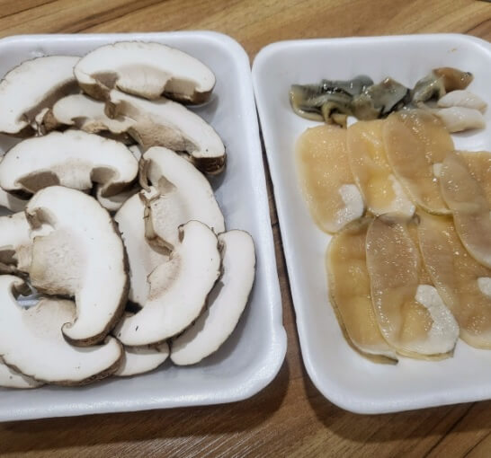 생생정보 믿고 떠나는 스타의 고장 가수 김범룡 전남 장흥 맛집 삼합요리원조 정남진한우식당