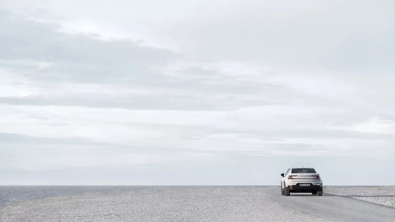 폴스타2 이미지