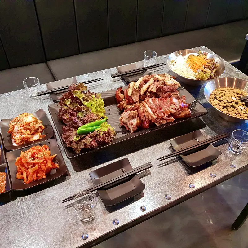 돈 잘버는 젊은사장 강남구 배달 1위 직화 불족발, 핫 로제 족발, 부드러운 뒷발 족발 논현동 영동시장 먹자골목 족발집 맛집 서장훈 주우재 추천 소개