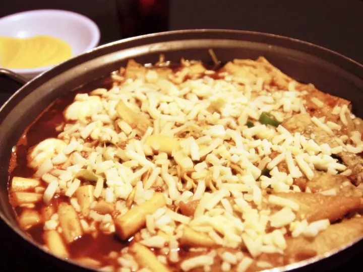 소문의 맛집 월 매출 1억 원! 32년 전통 즉석떡볶이 추천 떡볶이집 송파역 맛집