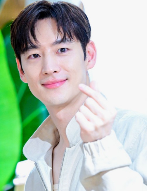 제45회 청룡영화상 새로운MC등장