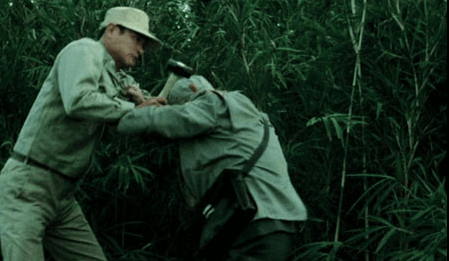 파괴와 연결 사이1