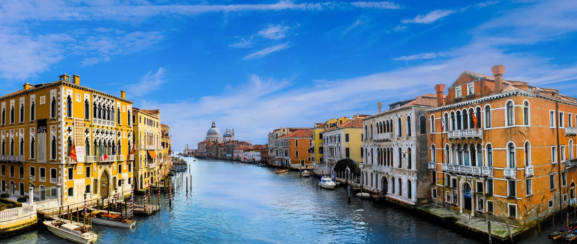 2025 봄철 세계 여행지 추천: 유럽, 일본, 미국