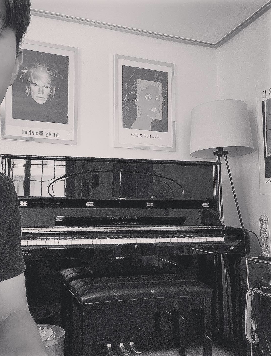 딥블루 방의 앤디 워홀