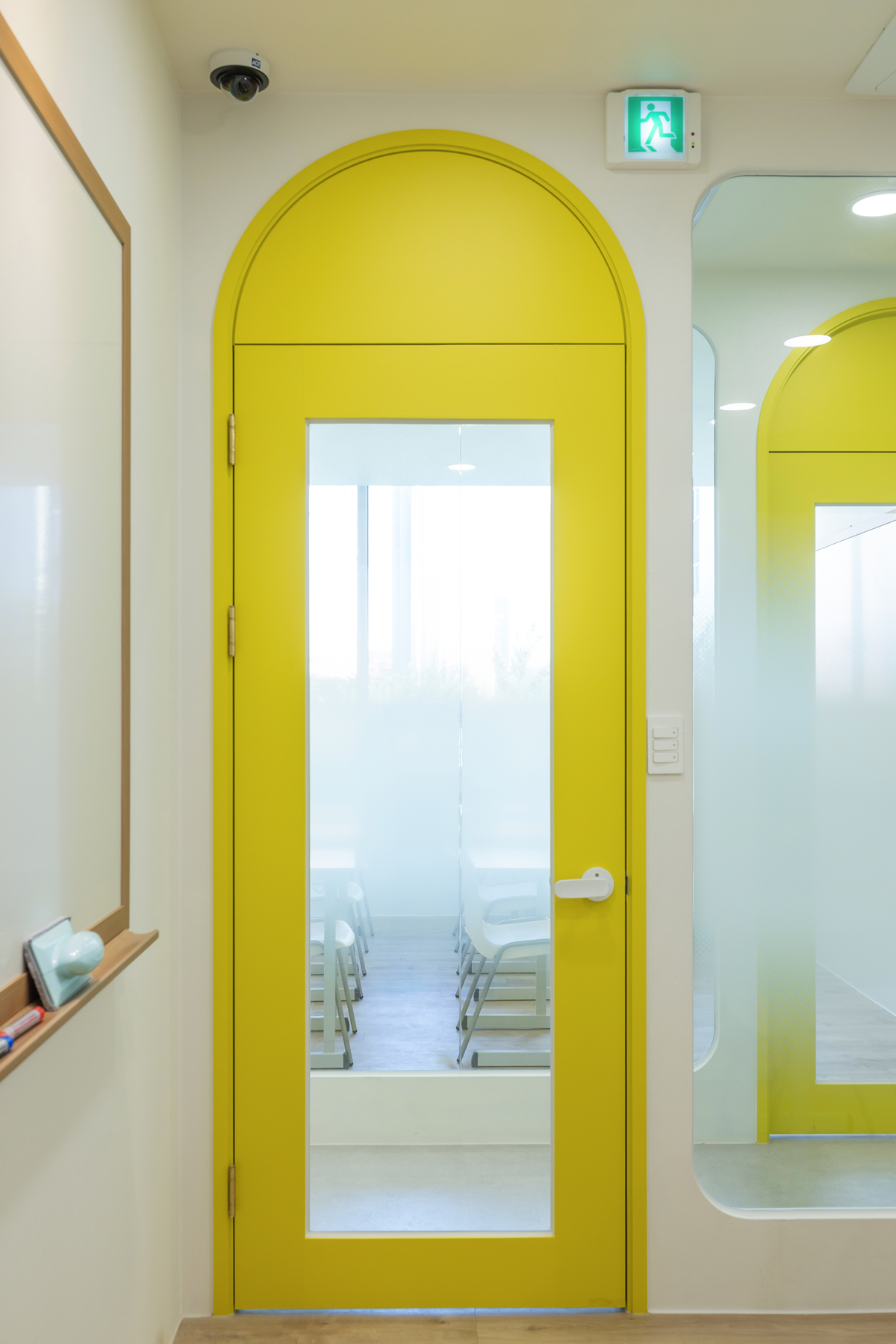 학원문프레임시공