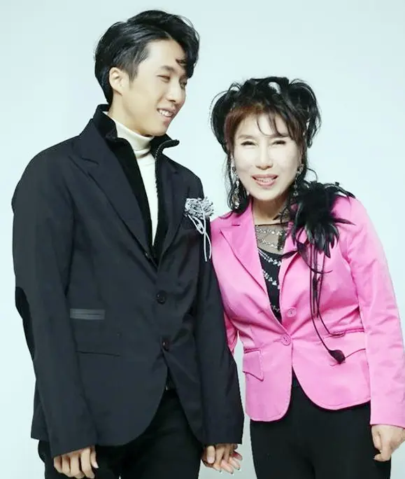가수 재하