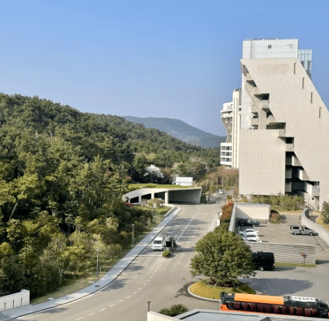부산 호텔 추천 - 아난티 힐튼 부산 주변 경치