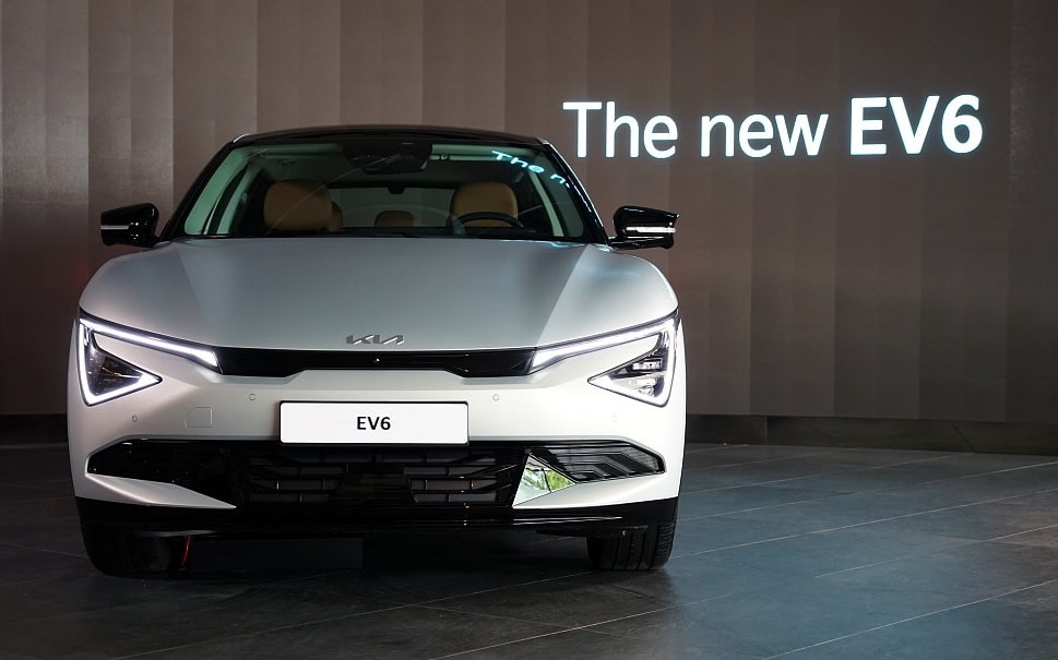 기아-자동차-더-뉴-EV6-'역동적-변화'-달라진-성능과-디자인이-궁금하다