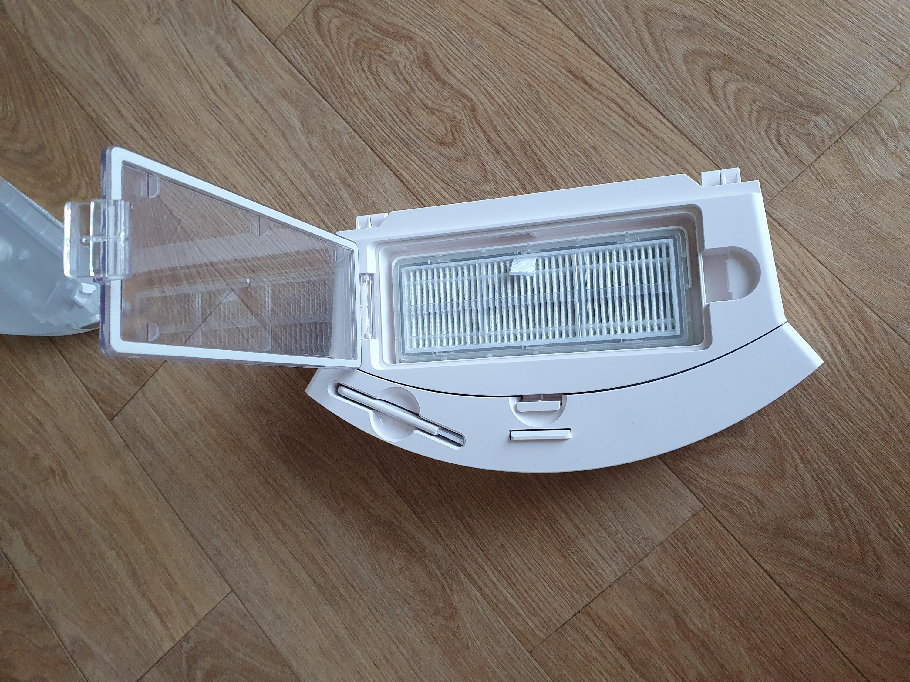 레노버 로봇청소기 T1S PRO 필터를 빼보자