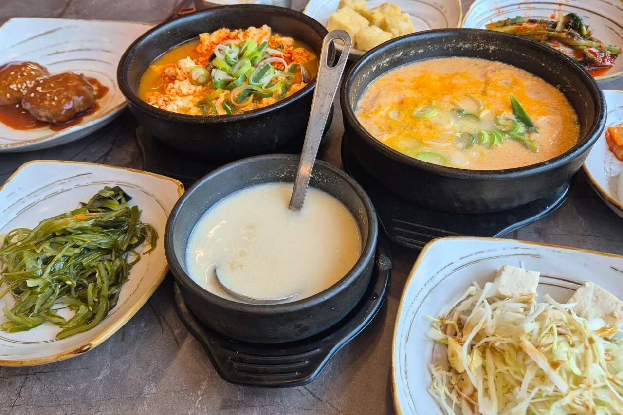 오늘N 소문난 그곳N 파주 순두부 맛집 콩밭뜰 심학산점&#44; 가성비 끝판왕 두부 한 상 파주여행 오늘N 2499회