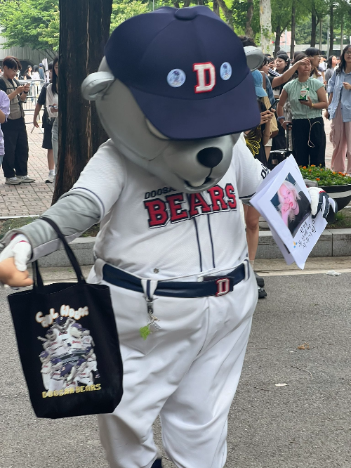 두산베어스-마스코트-철웅이
