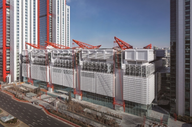 더현대 서울 건물이미지