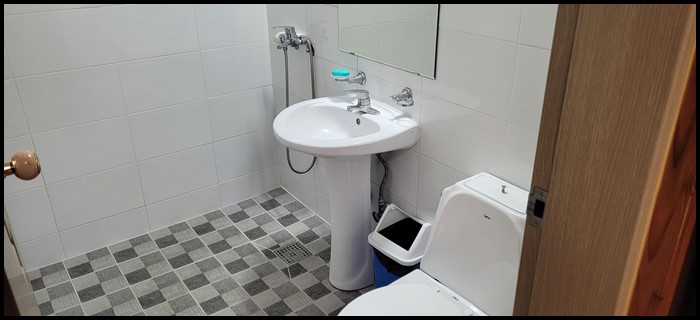 축령산자연휴양림-까치-화장실2