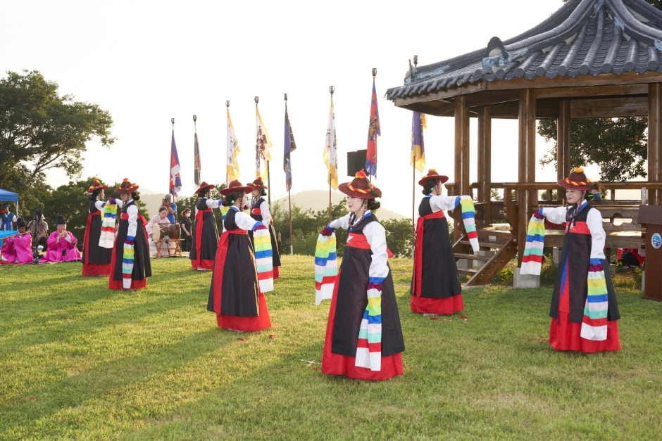 제63회 통영한산대첩축제 기본일정과 프로그램 정리 진해성 박혜신 출연