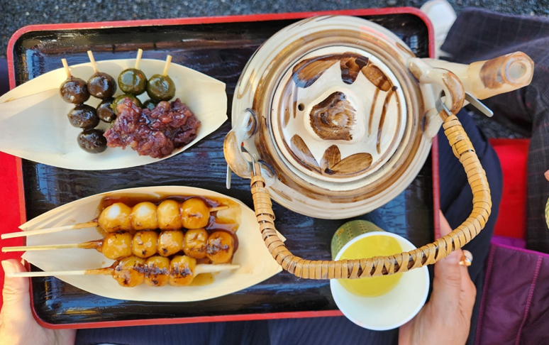 미타라시 당고와 단팥, 오차