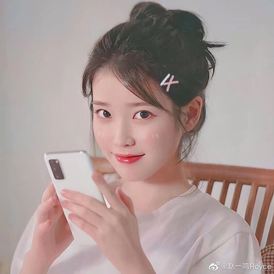 아이유 사진 모음 / 무대 코디 패션 / 일상 사복 패션