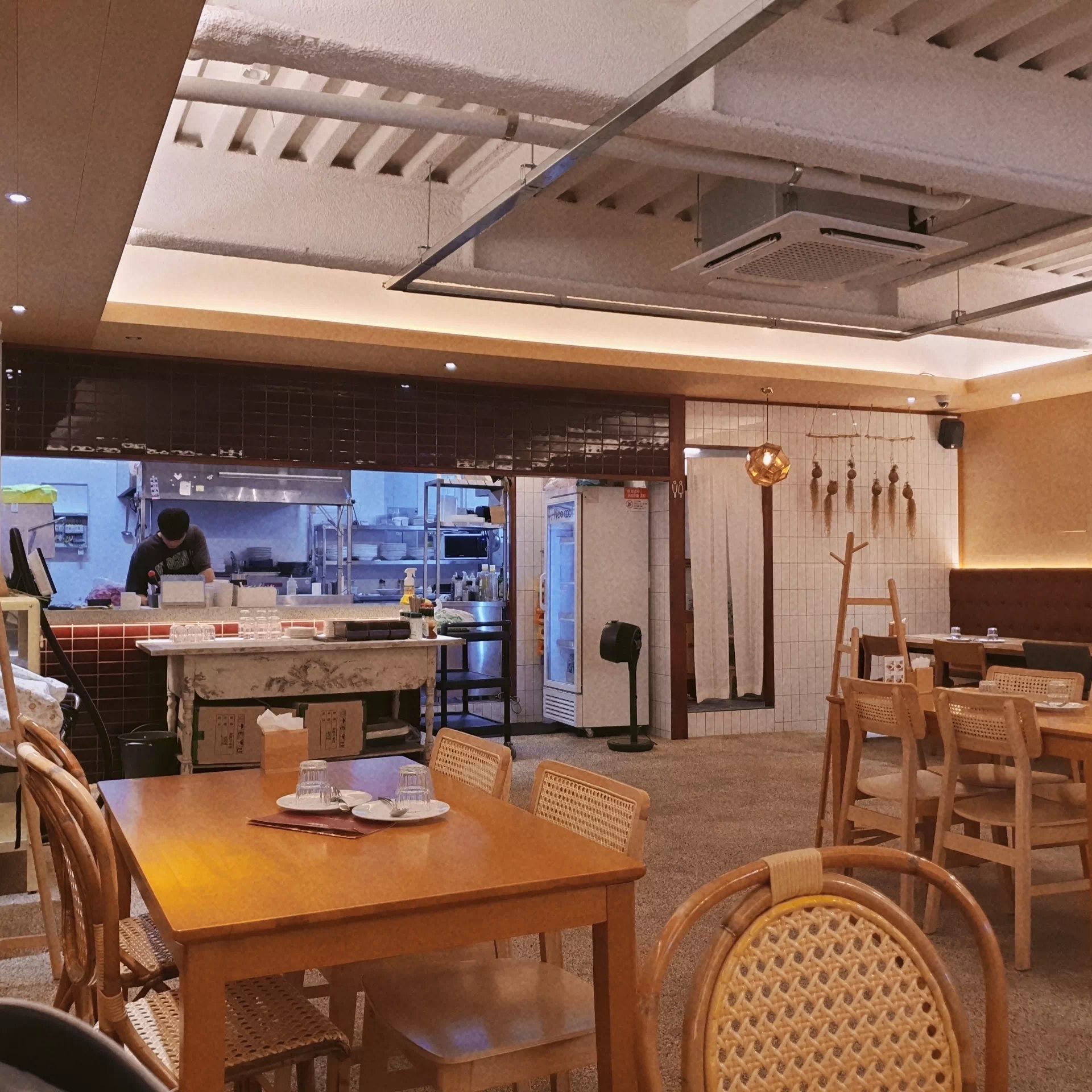 서양식당 대구 반월당점 내부모습1