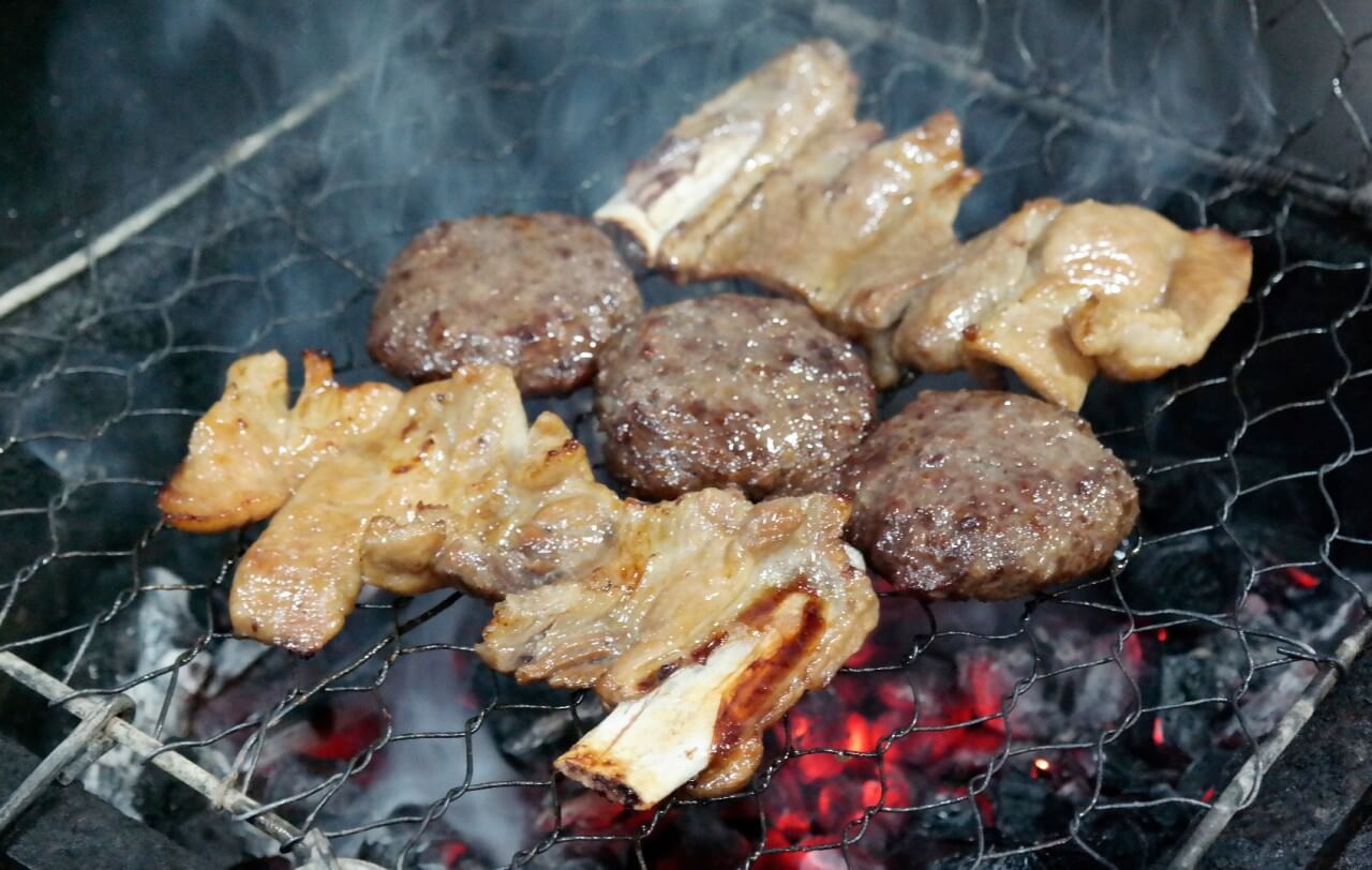 생방송투데이 3791회 키워드 다큐 성공인 용인 한우 떡갈비와 4종 막국수 맛집 고기리열두화덕