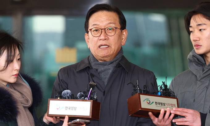석동현