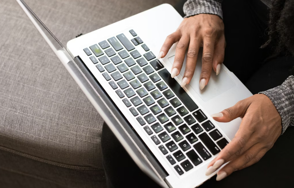 유료 구독비에 지친 사람들을 위한 제로 구독 생활이란 무엇인가