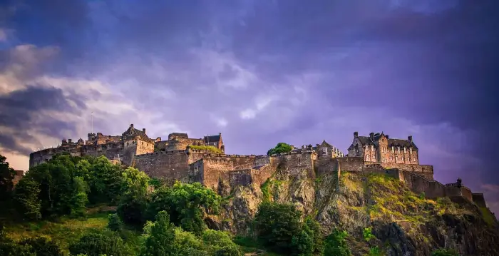에든버러 Edinburgh (source: www.historic-uk.com/)