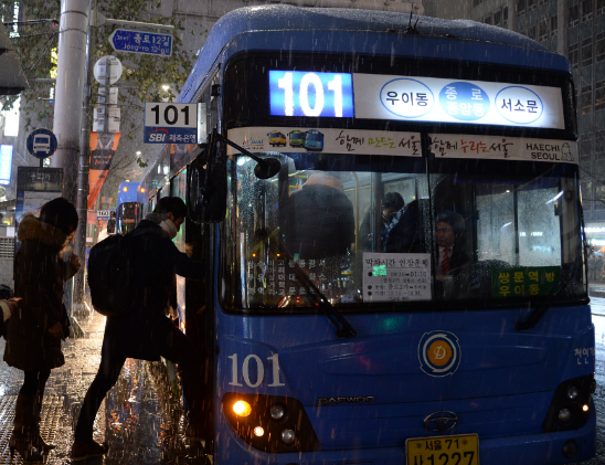 서울 버스 사진
