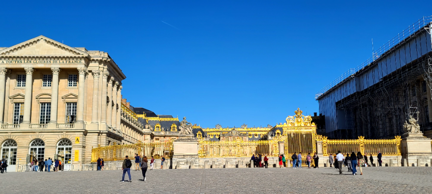 베르사유 궁전 출입구