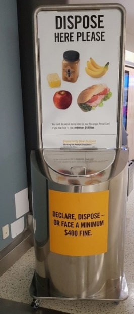 음식물-반입금지-쓰레기통