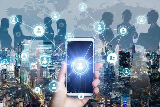 10대를 위한 SNS 기반 소형 마켓 운영 전략