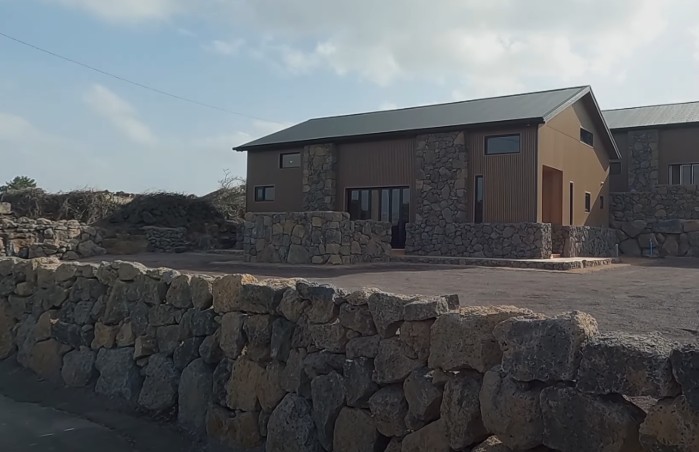 저렴한 농가주택 전원주택 매매 급매물 - 서산시 대산읍, 제천시 봉양읍 구학리, 단양군 매포읍 가평리, 김제시 부량면, 제주시 한경면 용수리