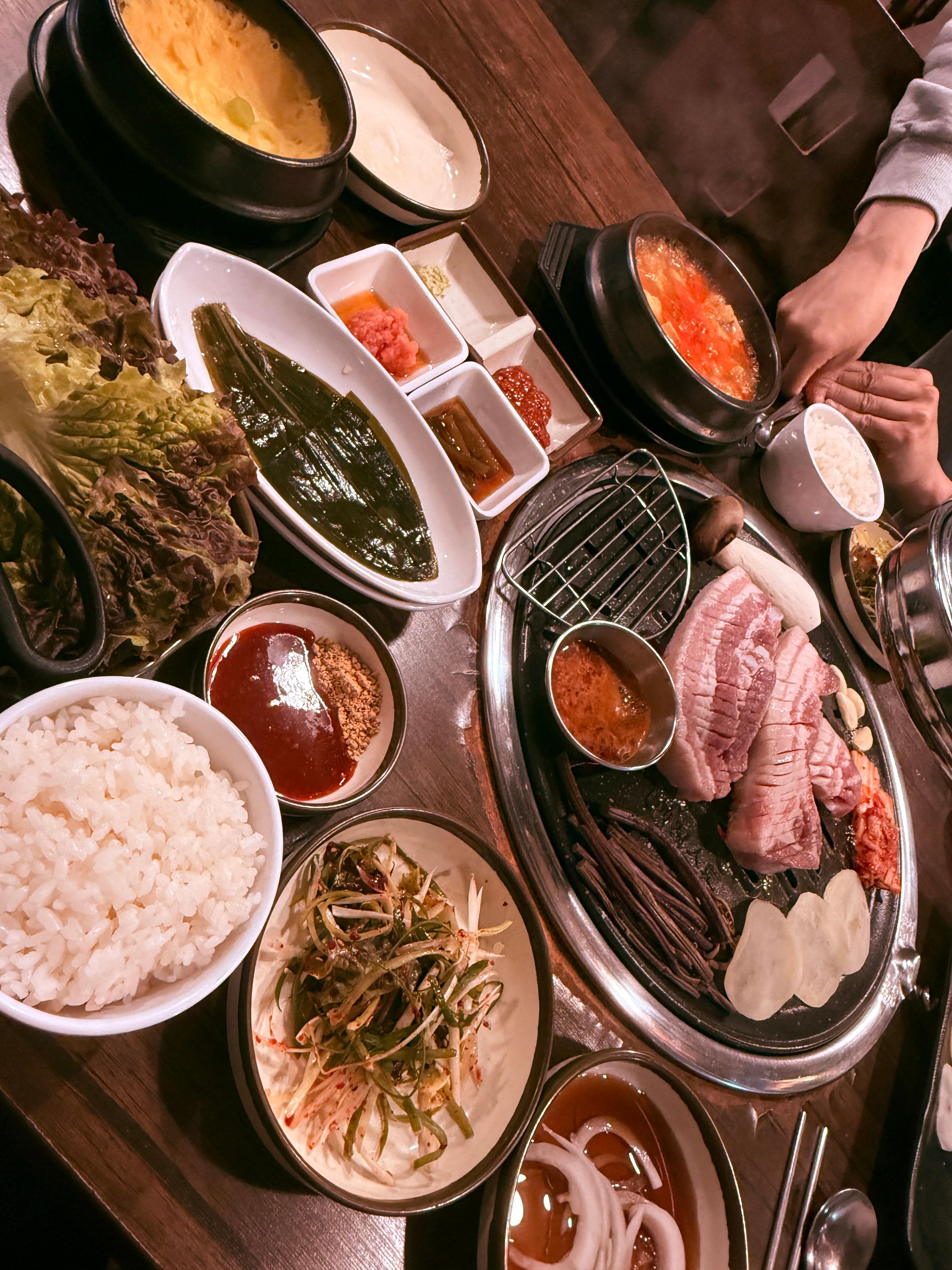 '숯불애'에서 먹은 삼겹살 사진