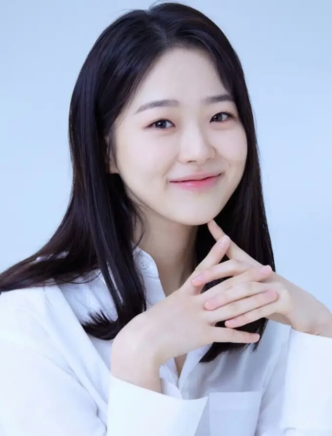김시은