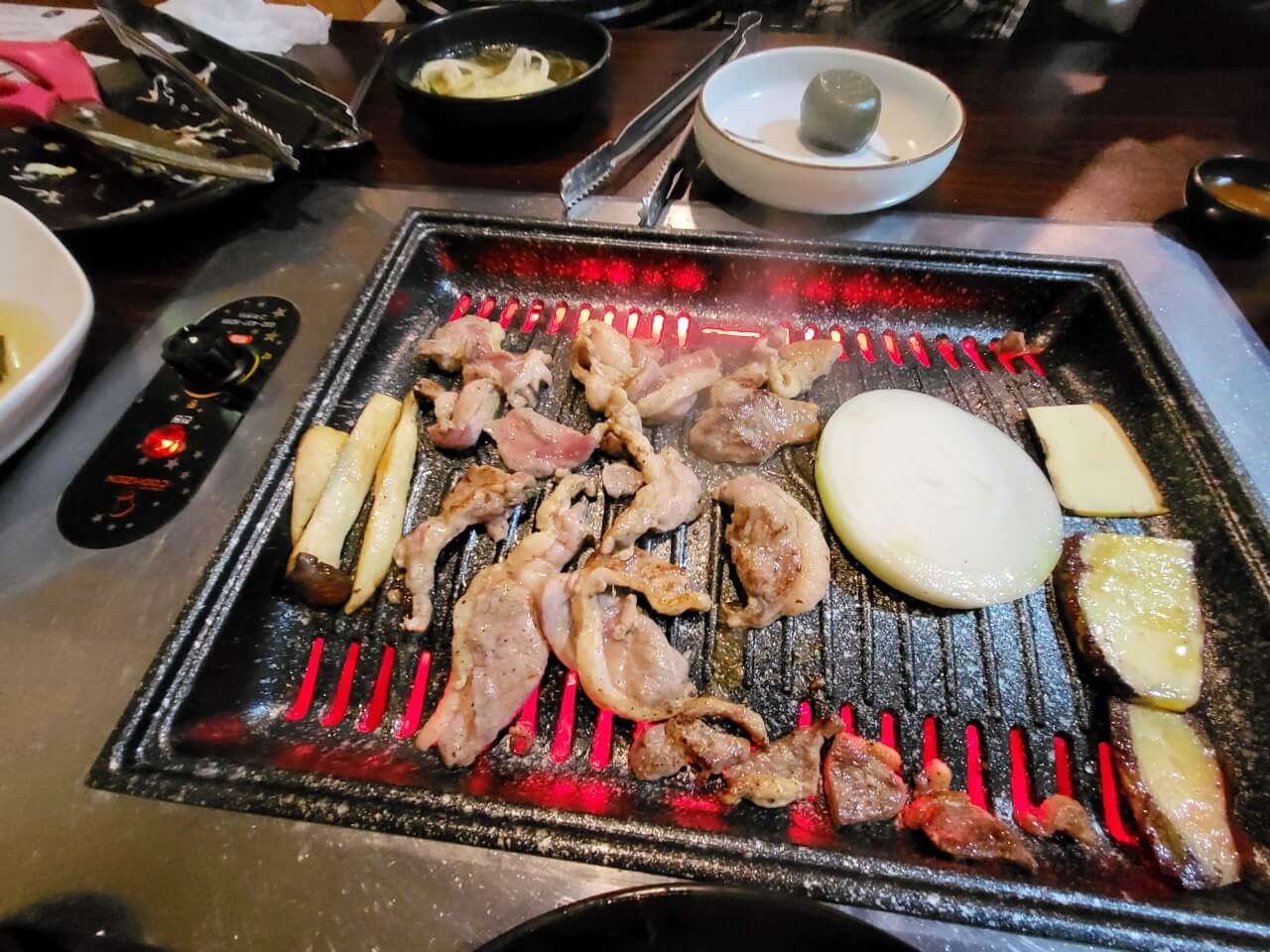 너무 맛있게 먹다보니.. 먹기 전에 사진 찍는 것을 잊어버림
