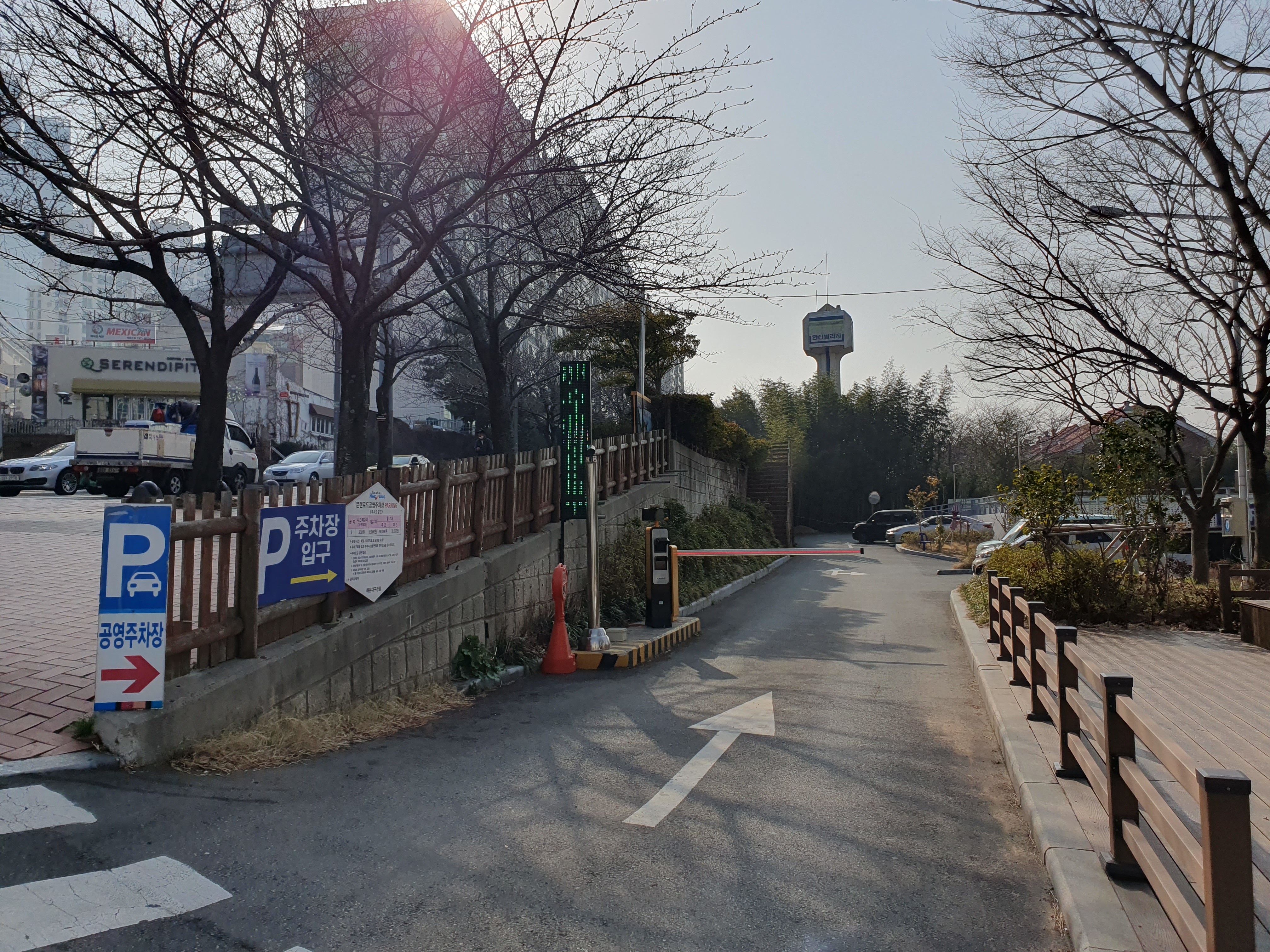 문탠로드 공영주차장(미포, 달맞이길) 입구