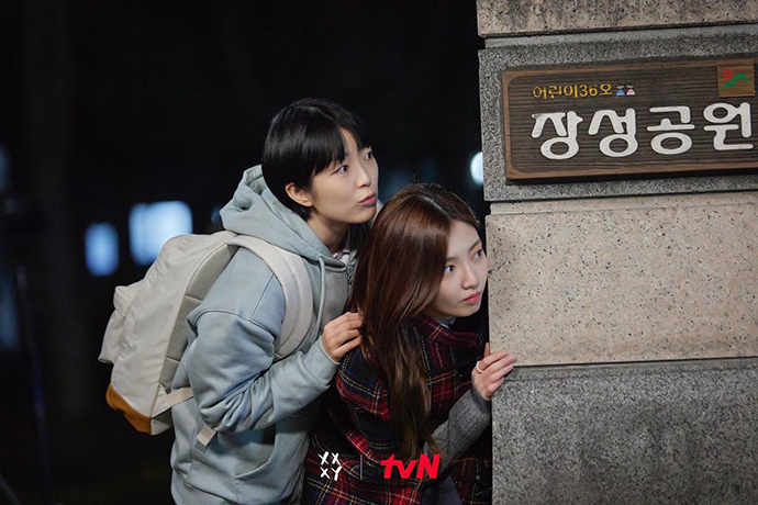 몰래-보는-재이-세라